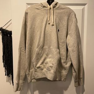 Polo Size large Sweatshirt